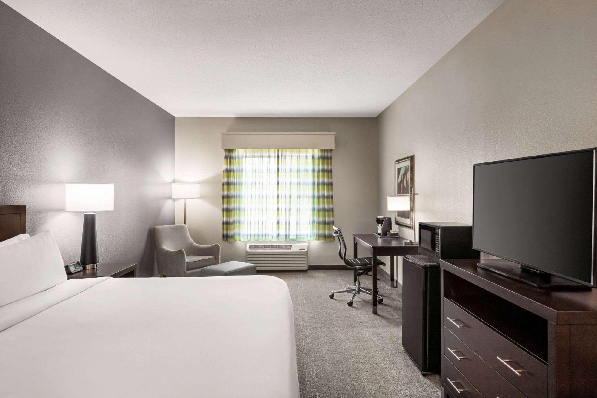Wingate By Wyndham Savannah I-95 North Port Wentworth Exterior photo