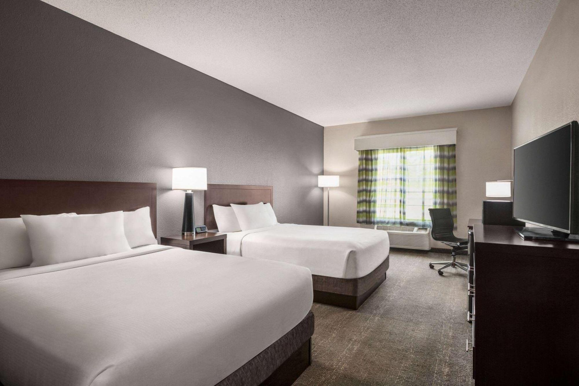 Wingate By Wyndham Savannah I-95 North Port Wentworth Exterior photo