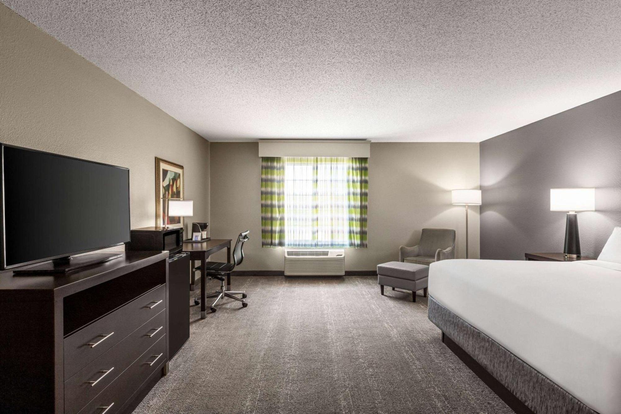 Wingate By Wyndham Savannah I-95 North Port Wentworth Exterior photo