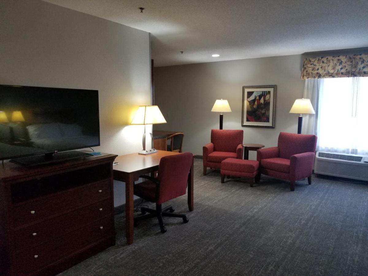 Wingate By Wyndham Savannah I-95 North Port Wentworth Exterior photo